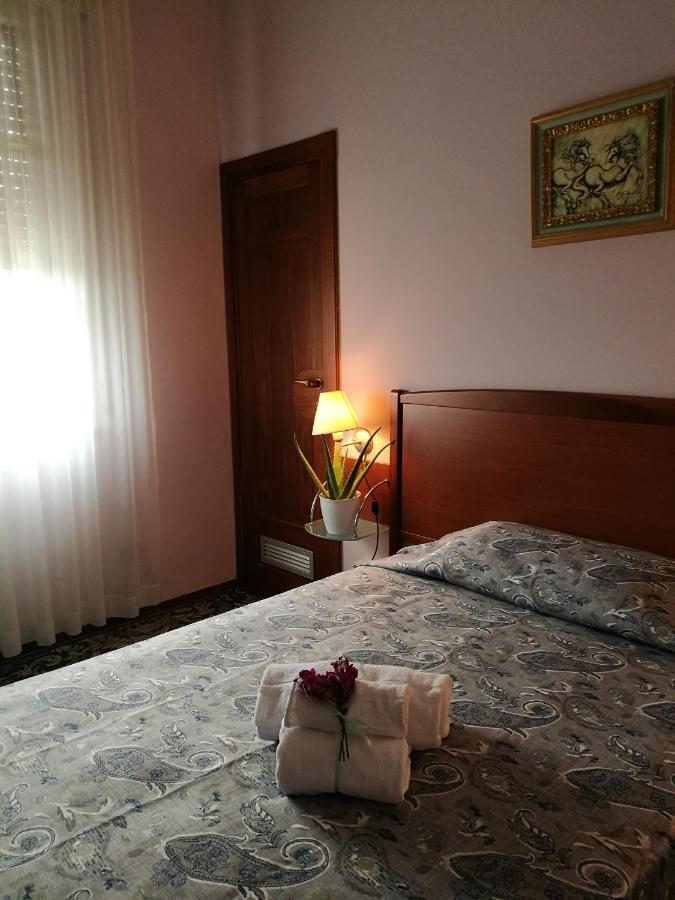 Hotel Principe Forli Luaran gambar